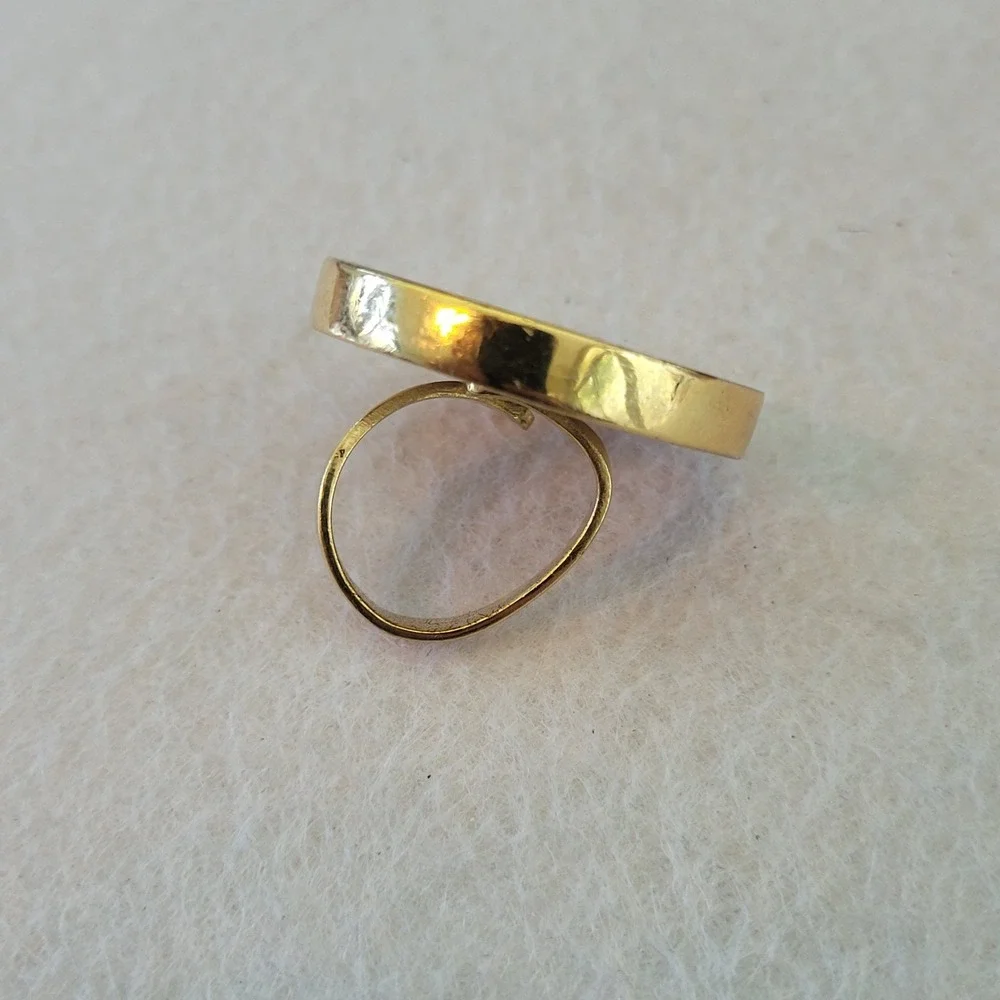 Kara Ross Snakeskin Gold Tone Oversized Cocktail Statement Ring Size 6